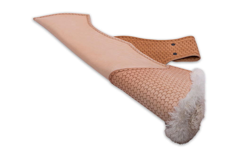 Seitenköcher "Halvar" mit Soccer-Weave Punzierung und Fell