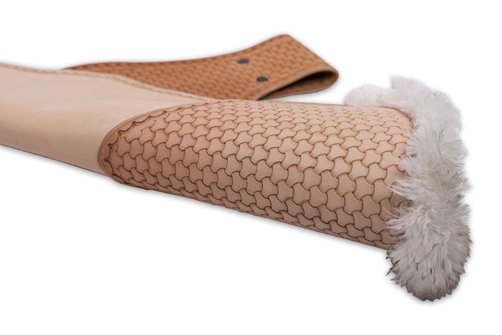 Seitenköcher "Halvar" mit Soccer-Weave Punzierung und Fell